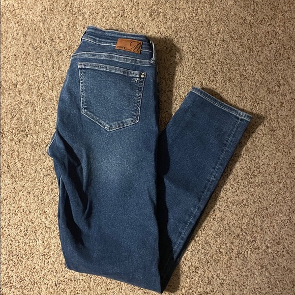 Mavi Emma slim boyfriend Denim Jeans size 31 or 10 inseam 31 excellent cond - Picture 5 of 5